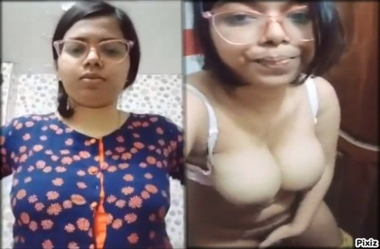 Bengali Big Booby Horny Girl Nude Exposing And Fingering Leaked